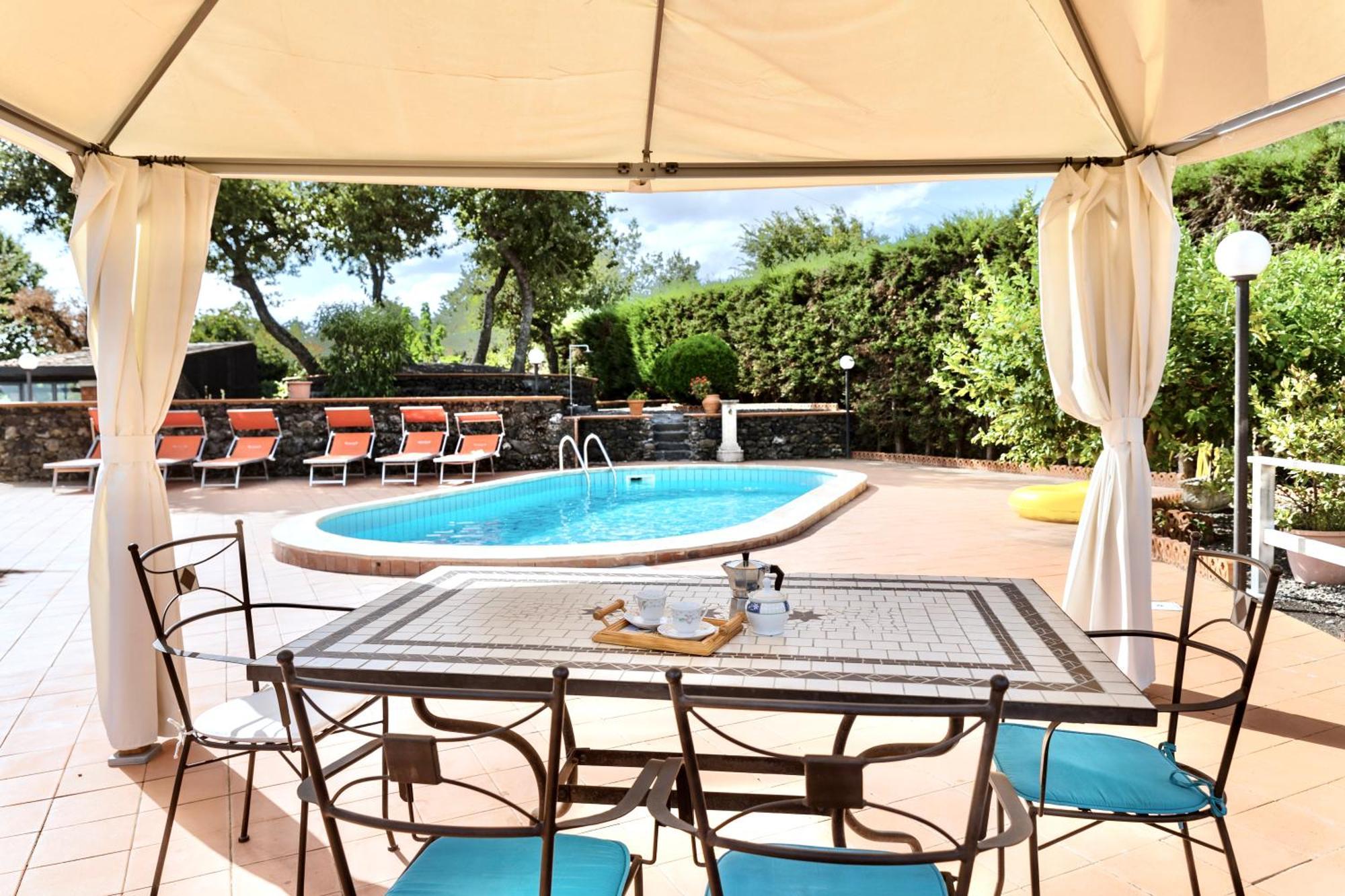 Villa Melany Casa Vacanza 피에디몬테 에트네오 외부 사진