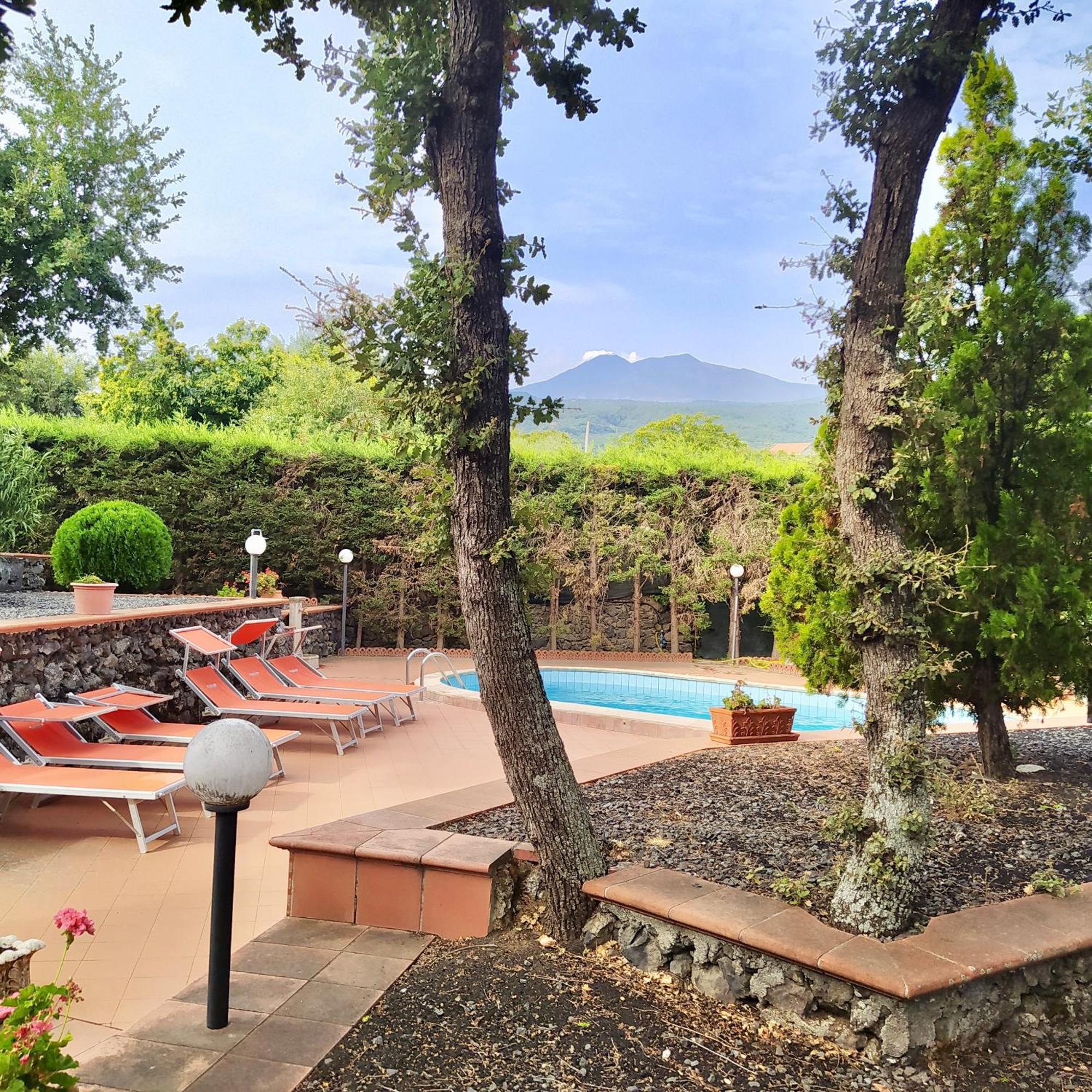 Villa Melany Casa Vacanza 피에디몬테 에트네오 외부 사진
