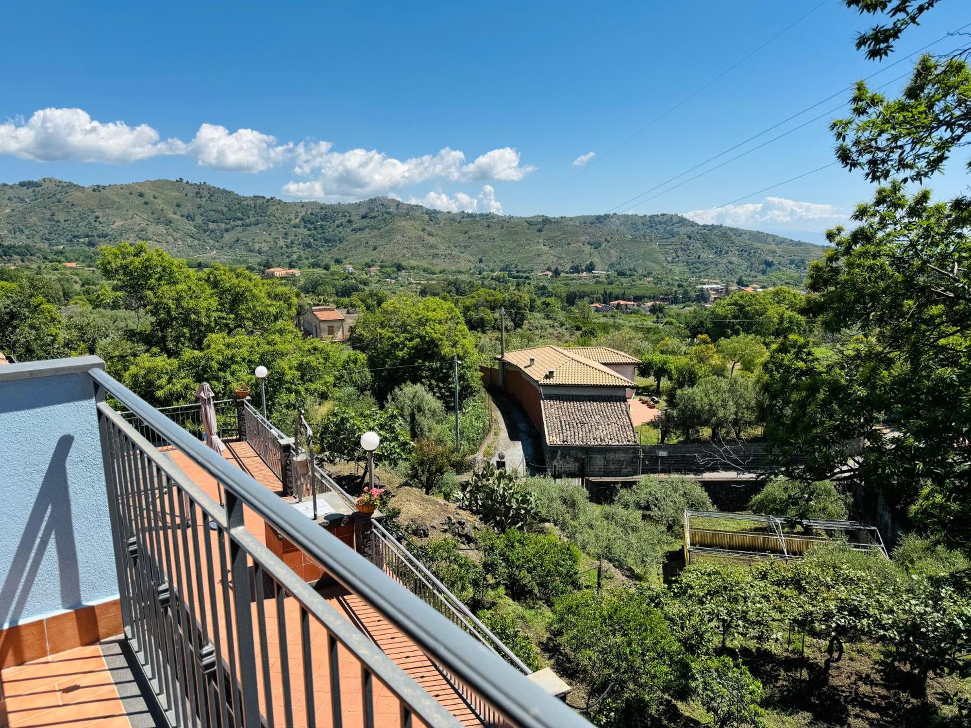 Villa Melany Casa Vacanza 피에디몬테 에트네오 외부 사진